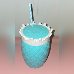 Pineapple cup with straw 🍍